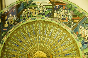 Santa Cruz Prints: Fan in the museum