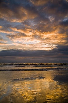 Images Dated 4th August 2006: Fanore Beach, County Clare, Munster, Republic of Ireland, Europe
