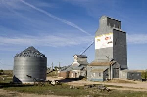 Images Dated 28th September 2007: Farm, Oelrichs, South Dakota, United States of America, North America