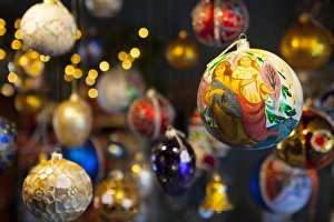 Hanging Prints: Father Christmass House interior