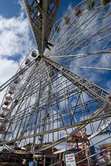 Lancashire Collection: Ferris Wheel on the Central Pier, Blackpool, Lancashire, England, United Kingdom, Europe