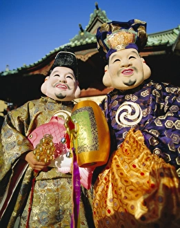 Disguise Prints: Festival costumes