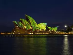 Images Dated 11th June 2009: Festival of Light, Sydney Opera House, UNESCO World Heritage Site, Sydney