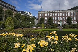 Bergen Prints: Festplassen in Bergen