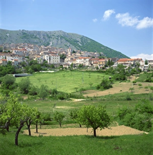 Abruzzo Prints: Fields below the town of Ortona dei Marsi in Abruzzo