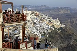 Images Dated 18th May 2009: Fira, Santorini, Cyclades Islands, Greek Islands, Greece, Europe