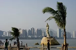 Images Dated 21st November 2008: Fisher girl statue, Zhuhai, Guangdong, China, Asia