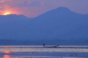 Fisherman on Inle Lake, Shan States, Myanmar (Burma), Asia