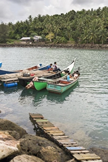 Sumatra Prints: Fishermen on Pulau Weh Island, Aceh Province, Sumatra, Indonesia, Southeast Asia, Asia