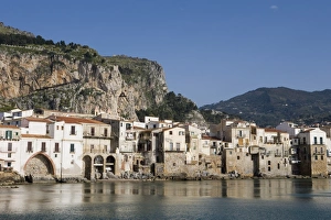 Cefalu Prints: Fishermens houses