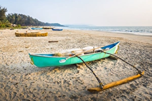 Fishing boat, Talpona Beach, South Goa, India, Asia