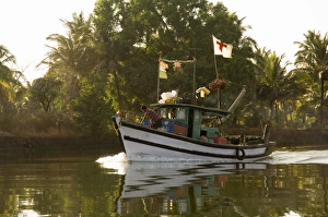 Mobor Prints: Fishing boats on backwater near Mobor