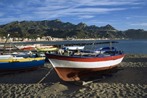 Fishing boats on beach, Giardini Naxos, Sicily, Italy, Mediterranean, Europe