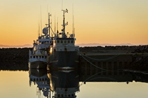 Snaefellsnes Peninsula Gallery: Fishing boats in the charming fishing village of Grundarfjordur, Snaefellsnes peninsula
