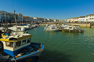 Images Dated 14th August 2009: Fishing boats and yachts in the quays at this north coast town, Saint Martin de Re