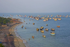 Tamil Nadu Prints: Fishing harbour, Rameswaram, Tamil Nadu, India, Asia
