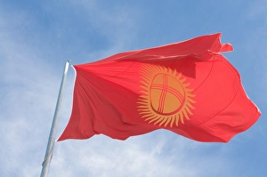 Images Dated 30th August 2009: Flag at Ala-Too Square, Bishkek, Kyrgyzstan, Central Asia, Asia