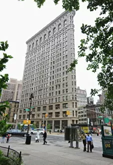 Automobile Collection: Flatiron Building, Broadway, Manhattan, New York City, New York, United States of America