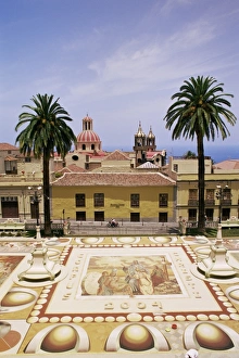 City Hall Square Prints: Floral decorations made during Corpus Christi celebrations, Placa de l Ayuntamento