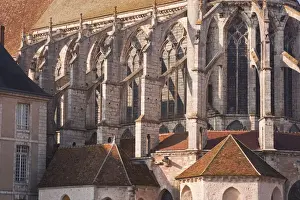 Strength Prints: Flying butresses on the church abbey of Saint Pierre in Chartres