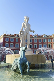 Fontaine du Soleil, Place Messina, Old Town, Nice, Alpes-Maritimes, Cote d Azur, Provence