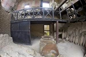 Images Dated 27th April 2010: Food shop annexed to House of Neptune and Amphitrite, Herculaneum, UNESCO World Heritage Site