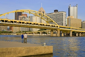 Pennsylvania Prints: Fort Duquesne Bridge over the Allegheny River, Pittsburgh, Pennsylvania