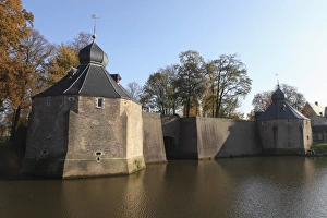 Fortified Spanish Gate (Spanjaardsgat), Spanish troops entry point to the city in 1624