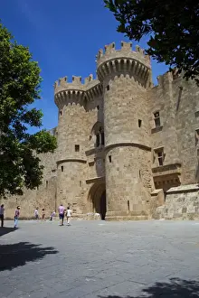 Fortress and Palace of the Grand Masters, UNESCO World Heritage Site, Rhodes City, Rhodes, Dodecanese, Greek Islands, Greece, Europe