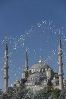 Images Dated 30th May 2008: Fountain in front of the Blue Mosque, Istanbul, Turkey, Western Asia