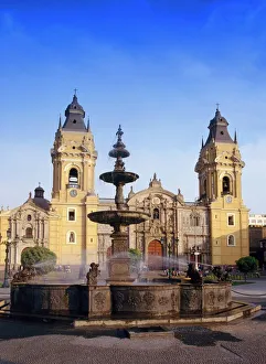 Peru Prints: Fountain in front of the cathedral in Lima