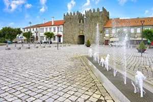 Centro Prints: Fountain in front of Kings Gate, Trancoso, Serra da Estrela, Centro, Portugal, Europe
