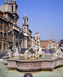 Piazza Prints: Fountain and obelisk in the Piazza Navona in Rome