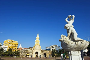 Images Dated 28th December 2010: Fountain in front of Old Town city wall and Puerto del Reloj, UNESCO World Heritage Site