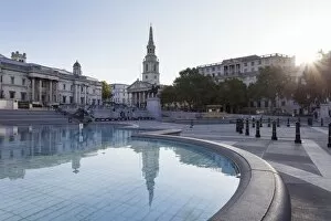 Trafalgar Square Collection: Fountain with statue of George IV, National Gallery and St. Martin-in-the-Fields church