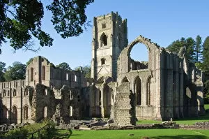 North Yorkshire Collection: Fountains Abbey, UNESCO World Heritage Site, near Ripon, North Yorkshire