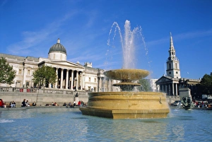 Fountains and the National Gallery, Trafalgar Square, London, England