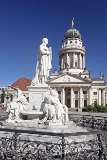 Franzoesischer Dom (French Cathedral), Schiller memorial, Gendarmenmarkt, Mitte, Berlin