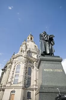 Images Dated 2nd June 2009: Frauenkirche (Church of Our Lady) with statue of Martin Luther, Dresden