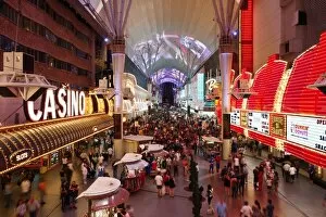Images Dated 20th April 2011: The Freemont Street Experience in Downtown Las Vegas, Las Vegas, Nevada, United States of America