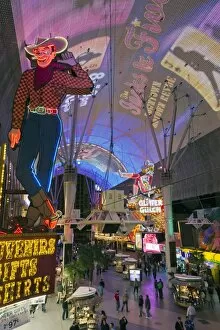 Images Dated 14th April 2011: The Freemont Street Experience in Downtown Las Vegas, Las Vegas, Nevada, United States of America