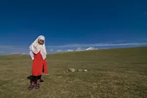 Friendly Nomad girl, Song Kol, Kyrgyzstan, Central Asia, Asia