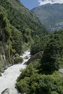 Friendship Bridge, border between Nepal and Tibet, China, Asia