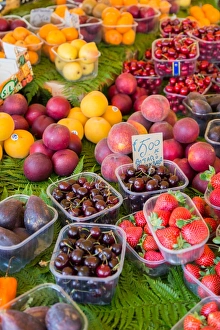 Fruit for sale in Mercato di Campo de Fiori, Rome, Lazio, Italy, Europe
