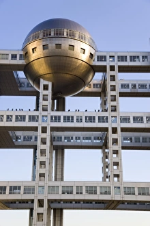 Images Dated 8th November 2006: Fuji TV Headquarters