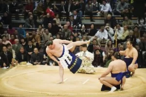 Images Dated 27th November 2009: Fukuoka Sumo competition, entering the ring ceremony, Kyushu Basho, Fukuoka city
