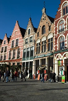 Images Dated 1st December 2007: Gabled fronted restaurants in the Market Square at Christmas, Bruges, West Vlaanderen (Flanders)