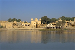 Jaisalmer Prints: Gadi Sagar (Gadisar Lake) with Tilon ki Pol archway