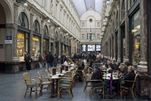 Images Dated 17th April 2009: Galeries St-Hubert, Brussels, Belgium, Europe
