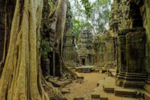Remains Prints: Galleries and gopura entrance at 12th century temple Ta Prohm, a Tomb Raider film